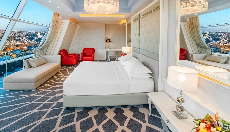 هتل بیلتمور تفلیس